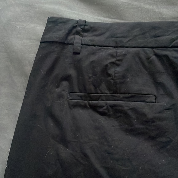 NWOT Never worn Ann Taylor Black Ankle-Length Work Slacks: Size 8P - Picture 6 of 6